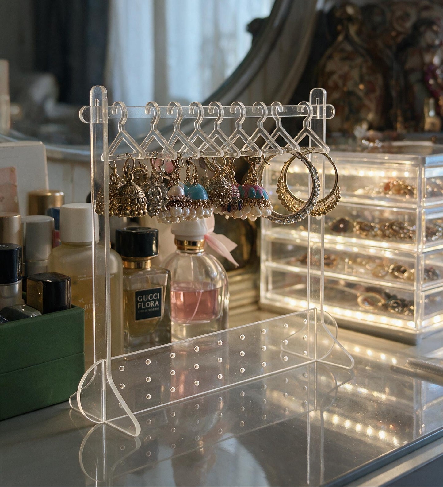 Elegant Acrylic Jewelry Organizer – Tangle-Free Display